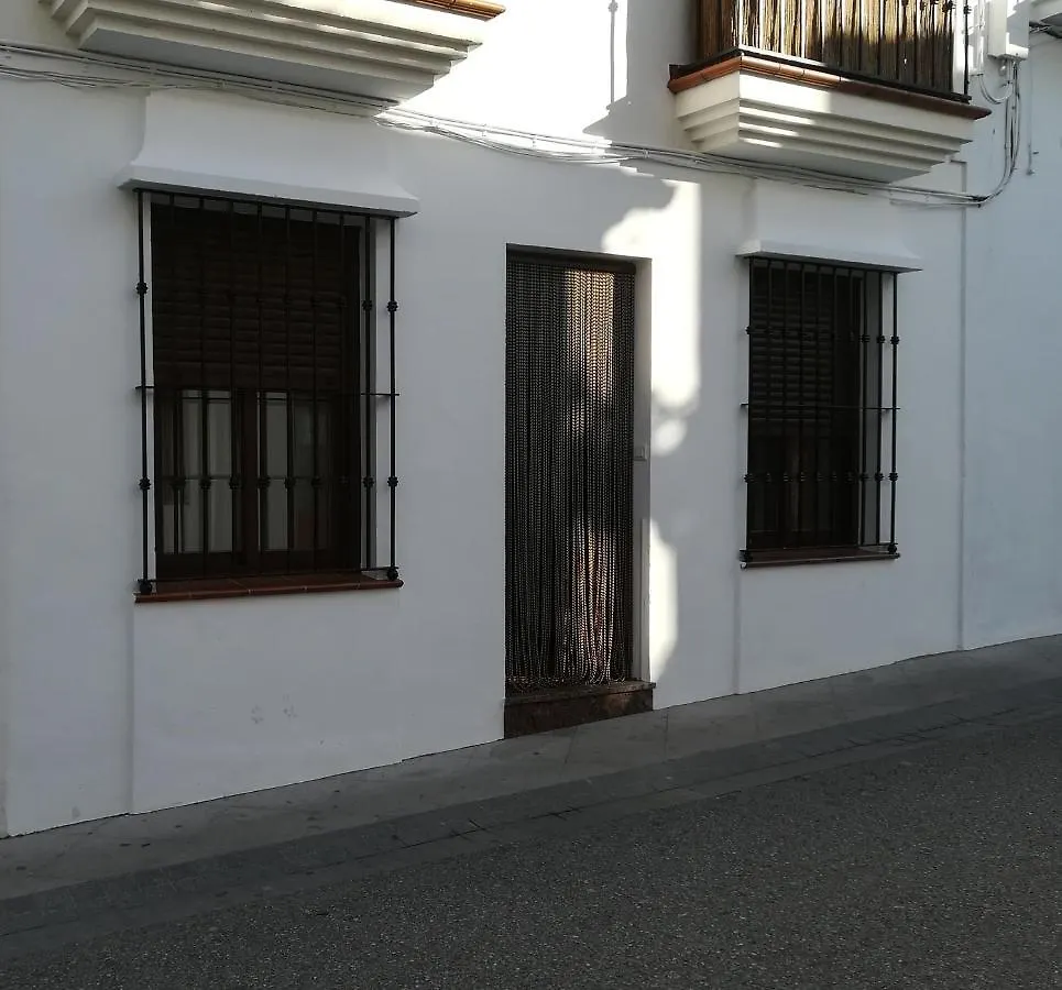 Casita Ana En El Centro De Frigilianaアパートメント